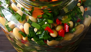 韭菜黄豆辣腌菜，能存两周的经典小菜